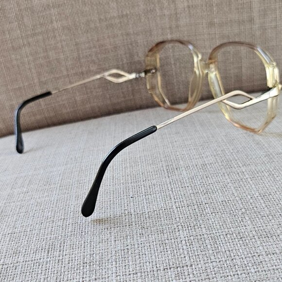 Vintage Eyeglasses Frame Tan Clear/Gold Tone Glasses Frame 52[]15 135 Eye Wear - Picture 4 of 11